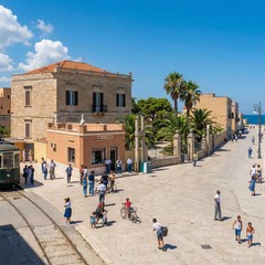 Foto storiche di Bitonto ricostruite con l'AI