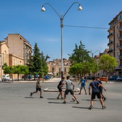 Foto storiche di Bitonto ricostruite con l'AI