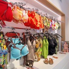 “Carisma”: a Molfetta eleganza e comfort per ogni donna, in ogni stagione