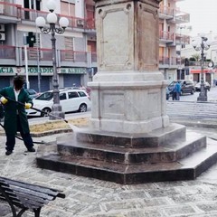 Obelisco Della Noce ripulito