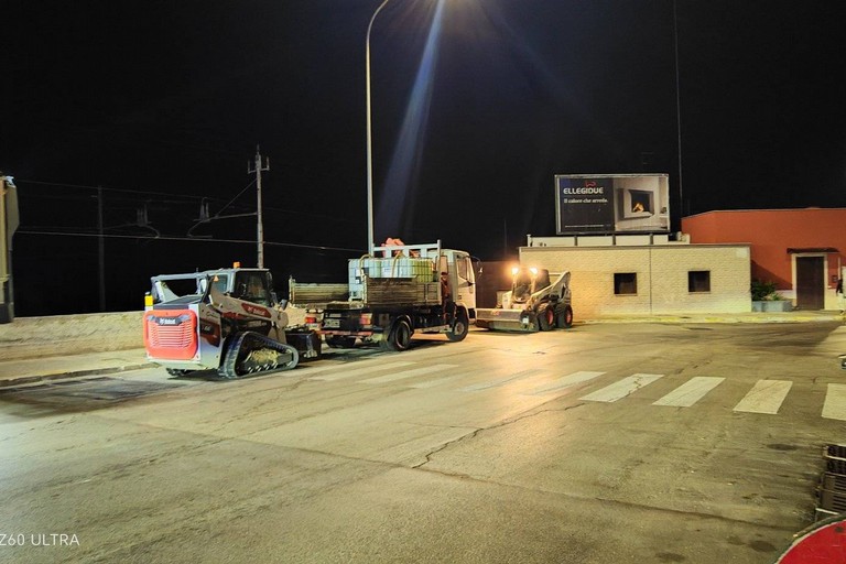 Asfaltatura in via De Capua
