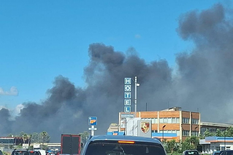 Incendio Modugno