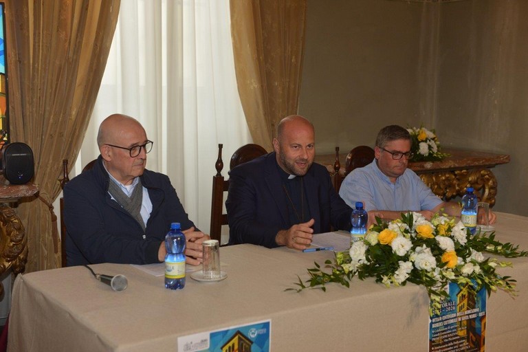 Mons. Vito Piccinonna - conferenza stampa