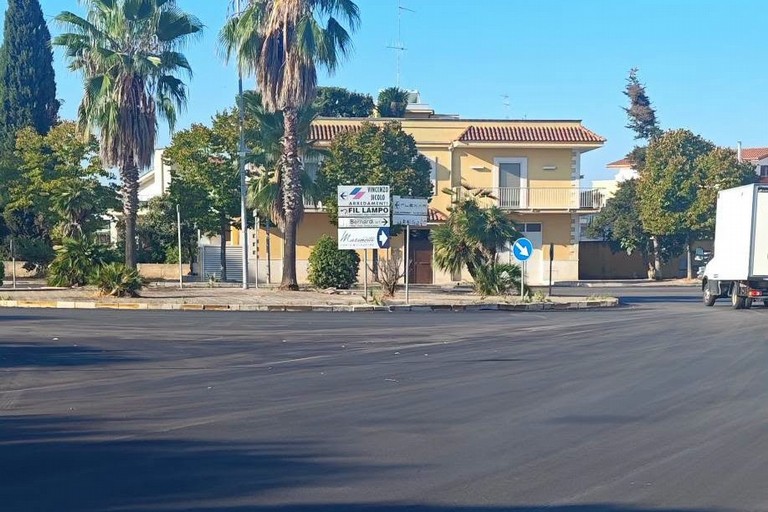 Asfaltatura in zona artigianale a Bitonto