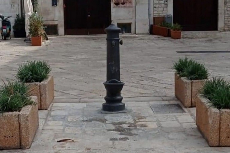 Fontana di Pizza Cavour