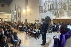 Il "regalo" di Padre Patriciello alla comunità bitontina di San Leone Magno