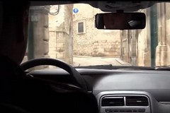 Senza patente, non si ferma all'alt: arrestato per il nuovo reato di fuga pericolosa