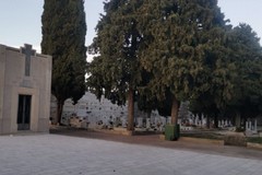 Revoca delle concessioni di 105 ossari nel cimitero di Mariotto