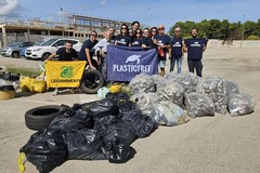 Clean up the World, i volontari raccolgono 255 chili di rifiuti abbandonati