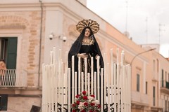 Venerdì di Passione, la processione della Desolata sfila per le vie di Bitonto