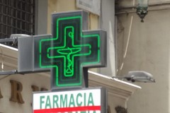 Psi, Verdi e Riformisti: «Farmacie aperte nei weekend»