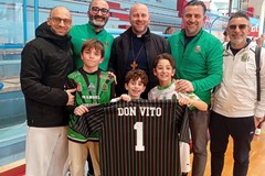 Futsal, Bitonto e Rieti unite dall'amicizia con il vescovo Vito Piccinonna
