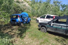 Ancora un'auto rubata ritrovata nelle campagne di Bitonto