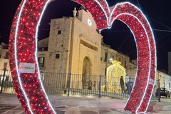 Accese le luminarie natalizie a Bitonto