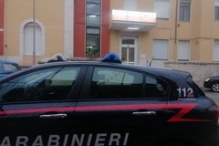 Ladri nell'ex ospedale di Bitonto: rubati rotoli di carta. Indagano i Carabinieri