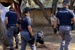 Blitz nei campi nomadi, controlli a Bari e Bitonto: 75 identificati