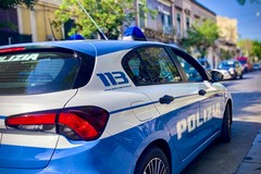 Scoperti dopo un furto in casa, sparano in aria per coprirsi la fuga