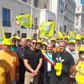 Cinghiali, pappagalli e Xylella che avanza: anche Bitonto in protesta a Bari