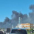 Incendio capannoni a Modugno. Ricci tranquillizza i bitontini