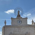 Festa Immacolata a Bitonto: prima i fiori su porta Baresana, poi l'accensione dell'Albero di Natale