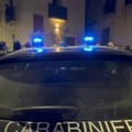 Spaccio di droga nel locale disabitato: due in carcere, in tre tornano liberi