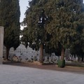 Revoca delle concessioni di 105 ossari nel cimitero di Mariotto