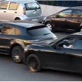 Auto rubata a spinta: intercettata dai Carabinieri, finisce contro un muro