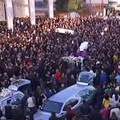 In migliaia ai funerali di Antonella e Pierluigi, morti sabato per un incidente