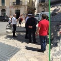 Anziana cade in piazza Marconi e finisce in ospedale