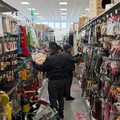 Materiale per Carnevale, controlli dei finanzieri a Bitonto