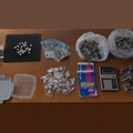 Coca, marijuana e hashish nel borsone: arrestato 41enne a Bitonto