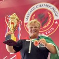 Patrizia Antonino conquista la coppa all'“Albania Massage Championship 2025”