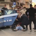 Violenta lite fra padre e figlio a Bitonto. Il video diventa virale