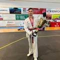 Il giovane Vittorio Pesce esulta: medaglia d'oro alla Roma Eterna Urbe Cup