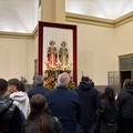 Santi Medici, apertura della festa. Don Gaetano: «Testimoni di una cura che non faceva distinzioni»
