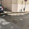 Cade palo della telefonia tra via Galvani e via Ragni: tragedia sfiorata a Bitonto
