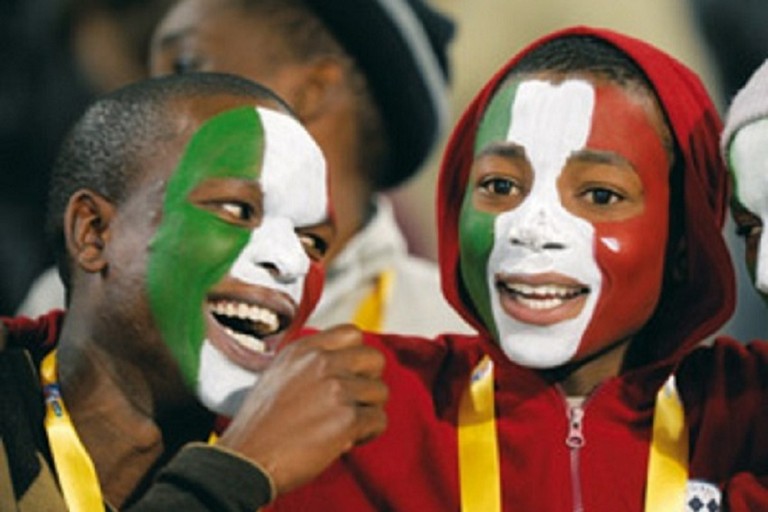 Cittadinanza simbolica a stranieri nati in italia: a bitonto 118 ... Straneri italia