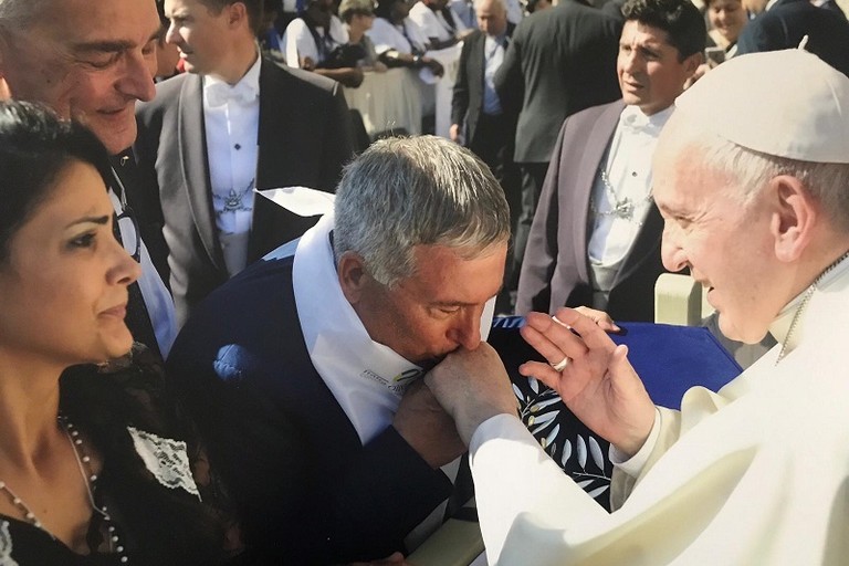 Gennaro Sicolo con Papa Francesco