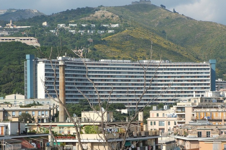 Il Monoblocco dellospedale San Martino di Genova