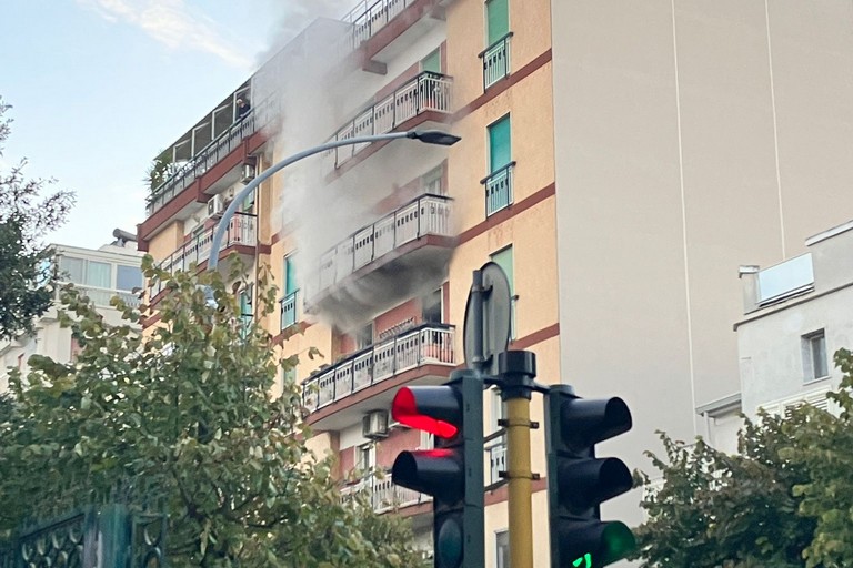 Incendio Bitonto