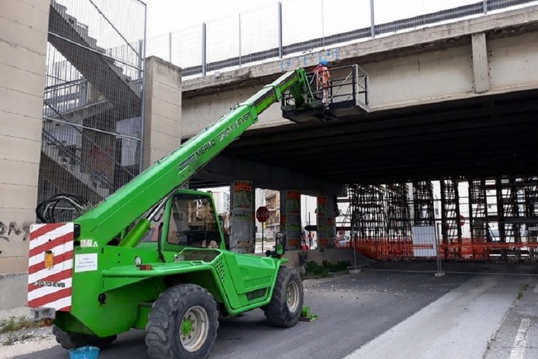 lavori ponte modungo