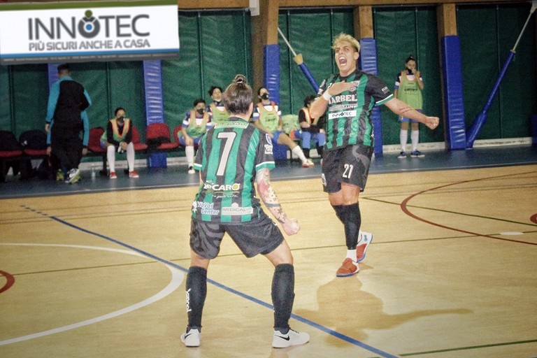 Le ragazze del Futsal in campo