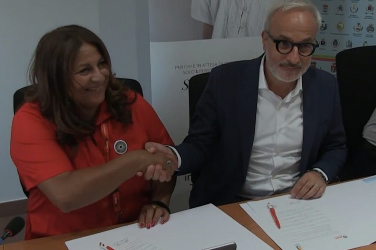 Sindaco Ricci firma protocollo su donazione midollo osseo