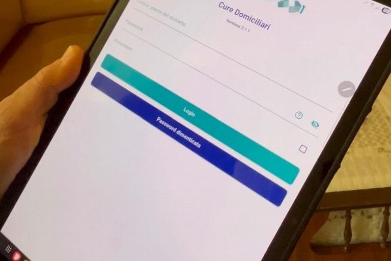 Nuovo furto di tablet a Bitonto